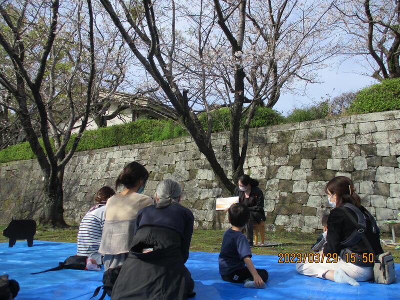 桜の下のおはなしのじかん1